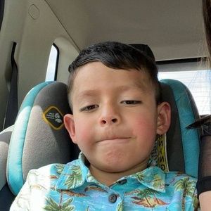 Meet your Posher, Veronica jezabel